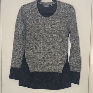 Athleta Black and Gray Knit Top
